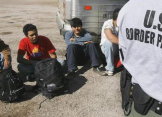 Family separations spark condemnation from Republicans (Details)