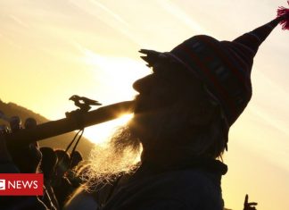 Not your usual Summer Solstice (Details)