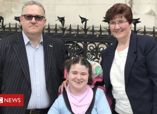 Teenager ‘angry’ over birth brain damage (Details)