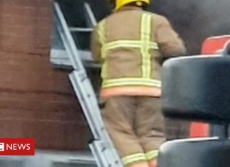 Gateshead fire: Three people arrested over flats ‘arson’ (Details)