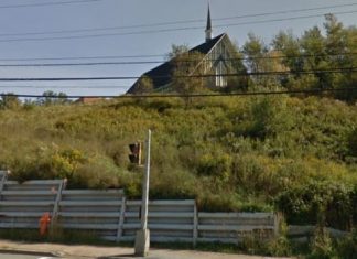 Report: Man dies in lawnmower accident on church grounds in Bedford