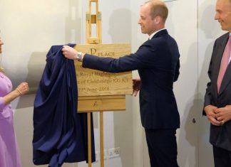 Prince William opens Men’s Suicide Crisis Centre – Royal Central (Details)