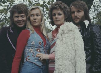 ABBA share first reunion photos from the studio (News)