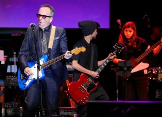 Elvis Costello and The Imposters tease new album (News)