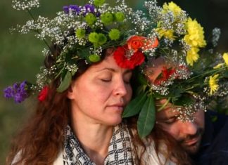 Report: Big bonfires, saints and wine: how to celebrate today’s summer solstice