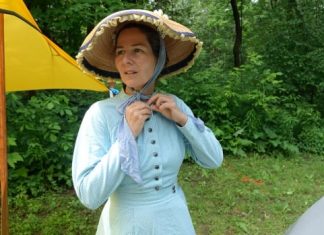 Report: Photographer embarks on canoe trip into 19th century