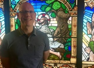 Report: From Batman to the Bible — renowned comic artist depicts Jesus in stained glass