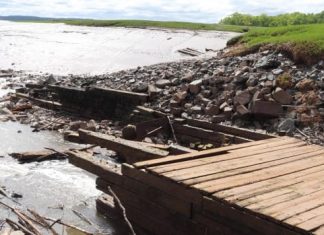 Report: Hantsport residents worry erosion will consume bridge, ball field