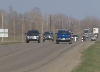 Report: New Sask. Highway Patrol gives vehicle enforcement officers expanded policing powers