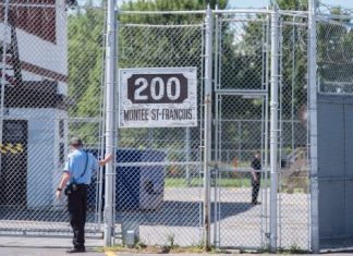 Report: Canada also detains migrant children, sometimes for months at a time