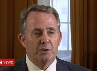 Liam Fox tells Laura Kuenssberg rebels have not changed Brexit stance (Details)