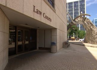 Report: Manitoba educational assistant sentenced to 3.5 years for sex with student
