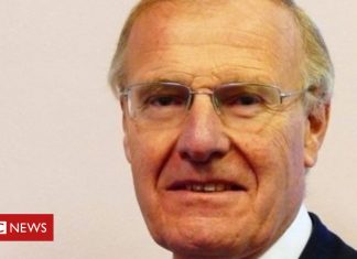 PMQs: Hoare and May on upskirting bill and role of Chope (Details)