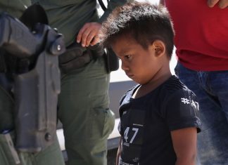 Recording captures children’s cries for parents at US border (Details)