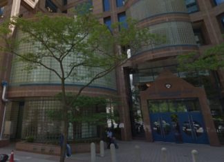 Report: Court decision leaves searches to enter police HQ in doubt