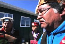 Report: Dzawada’enuxw First Nation seeks injunction to stop renewal of fish farm licences
