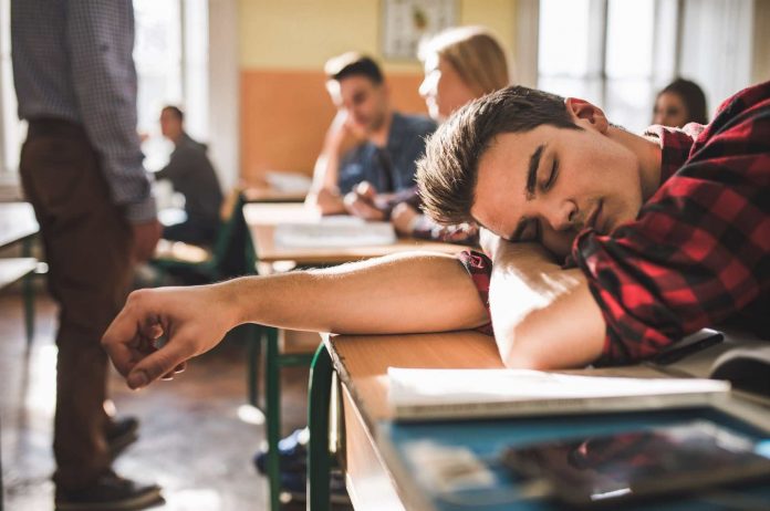 Study: Negative thinking disturbs teen sleep