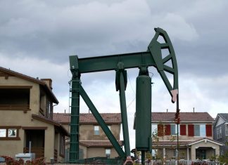 Study: Living near oil and gas wells may increase preterm birth risk Study: Living near oil and gas wells may increase preterm birth risk