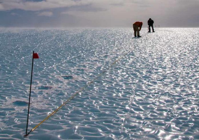 Study: Seasonal sea ice changes hold clues to controlling CO2 levels, ancient ice shows