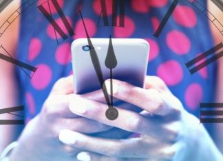 Clocks go back: Do I need to change the clock on my phone this weekend?: Report