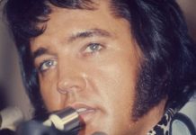 Elvis death: King was ‘moaning’ as head dunked in bucket of water ‘Just get him on stage’ | Music | Entertainment – challenge