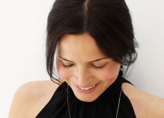 Andrea Corr on enjoying life and her new family Christmas EP | Music | Entertainment – challenge