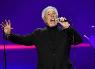 Sir Tom Jones on the pain of not touring ‘This Covid thing is really stifling singers’ | Music | Entertainment – challenge