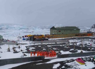 Study: Antarctic Science Hub Takes Shape Amid Complex Construction Season